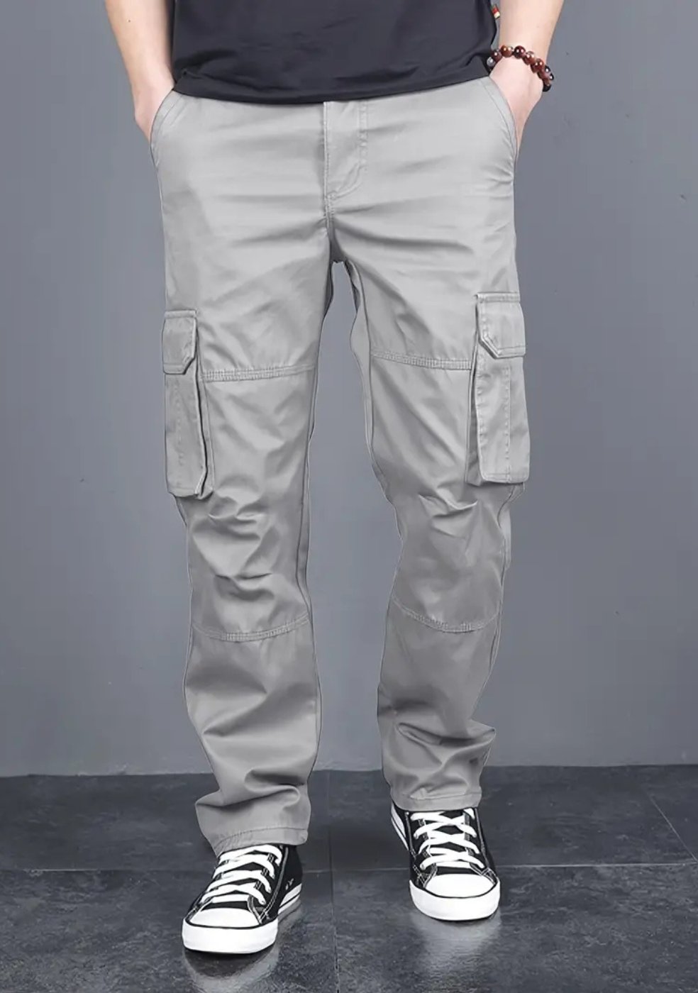 Cotton regular fit cargo pants for men