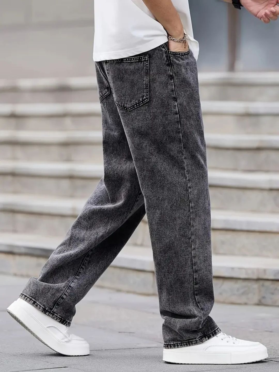 Men's Casual Loose-Fit Baggy Jeans