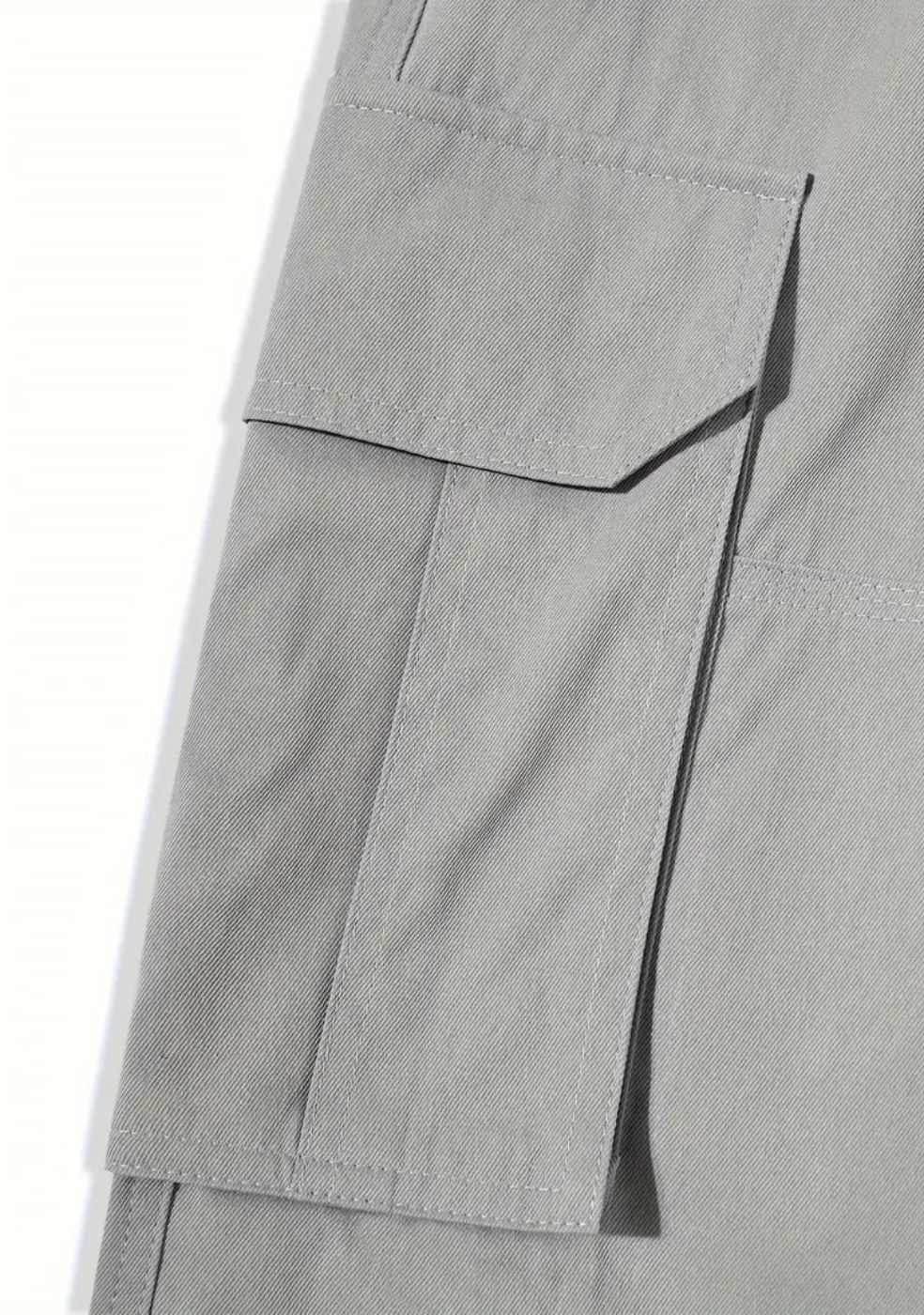 Cotton regular fit cargo pants for men