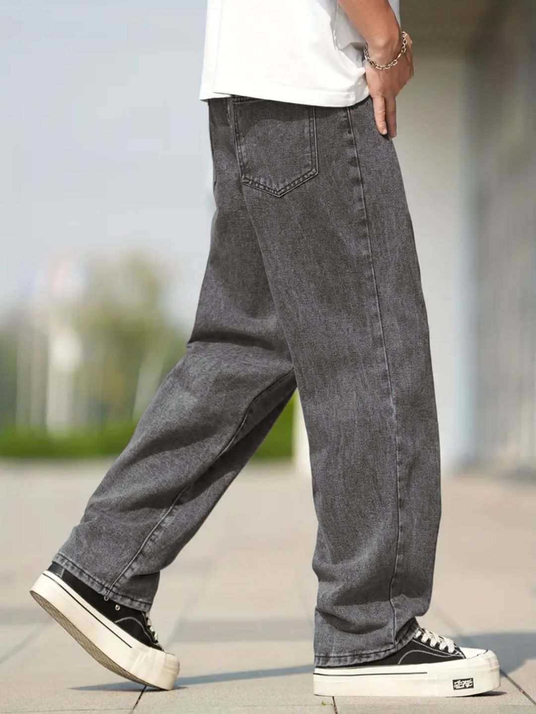 Men's Casual Loose-Fit Baggy Jeans