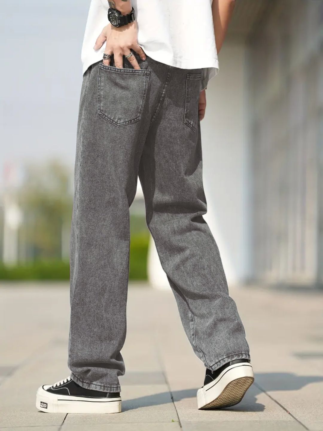 Men's Casual Loose-Fit Baggy Jeans