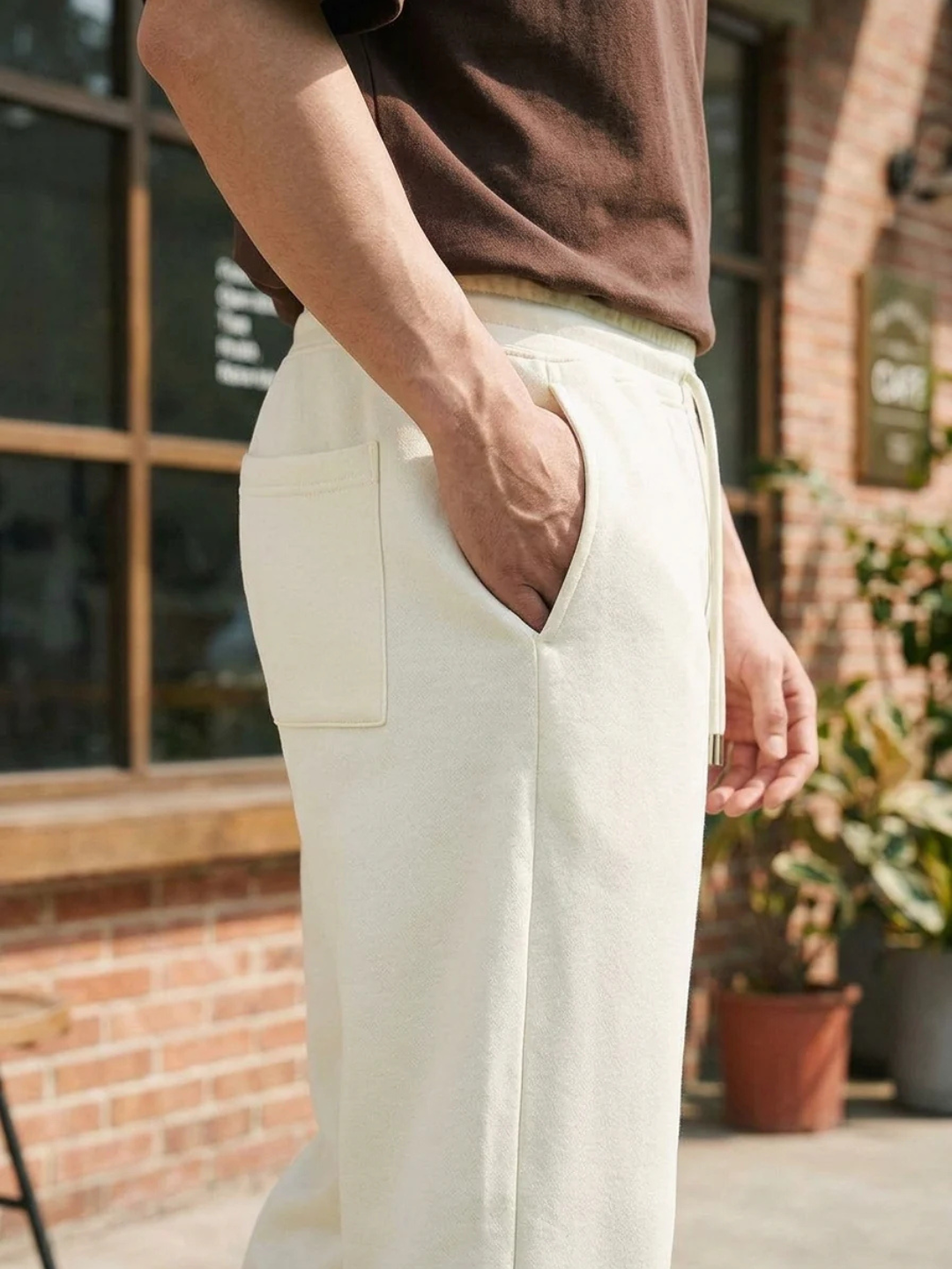 Classic Straight Fit Joggers - Cannoli